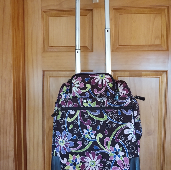 Vera Bradley Rolling Suitcase - Retired Pattern - Picture 4 of 16